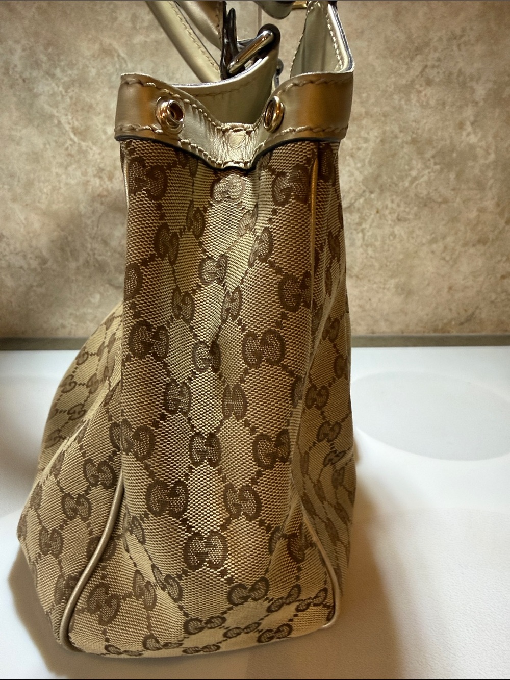 Gucci Sukey Bag - Picture 2 of 10